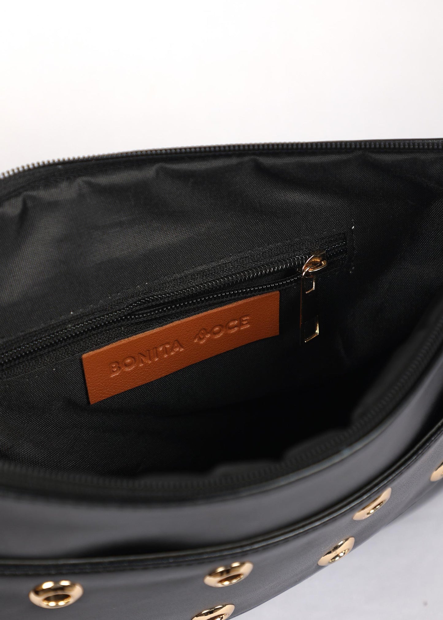 Eyelet Clutch